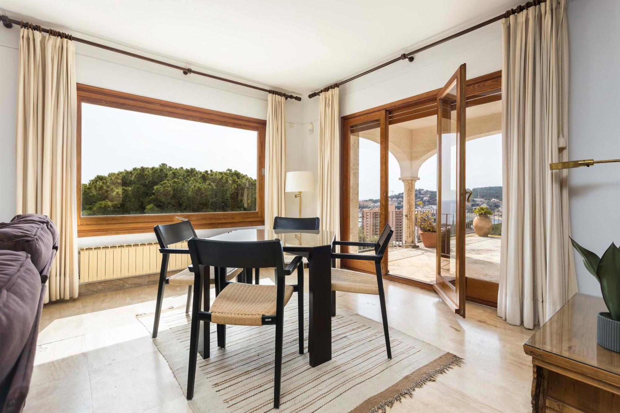 Villa Maricel 산펠리우데기솔스 외부 사진