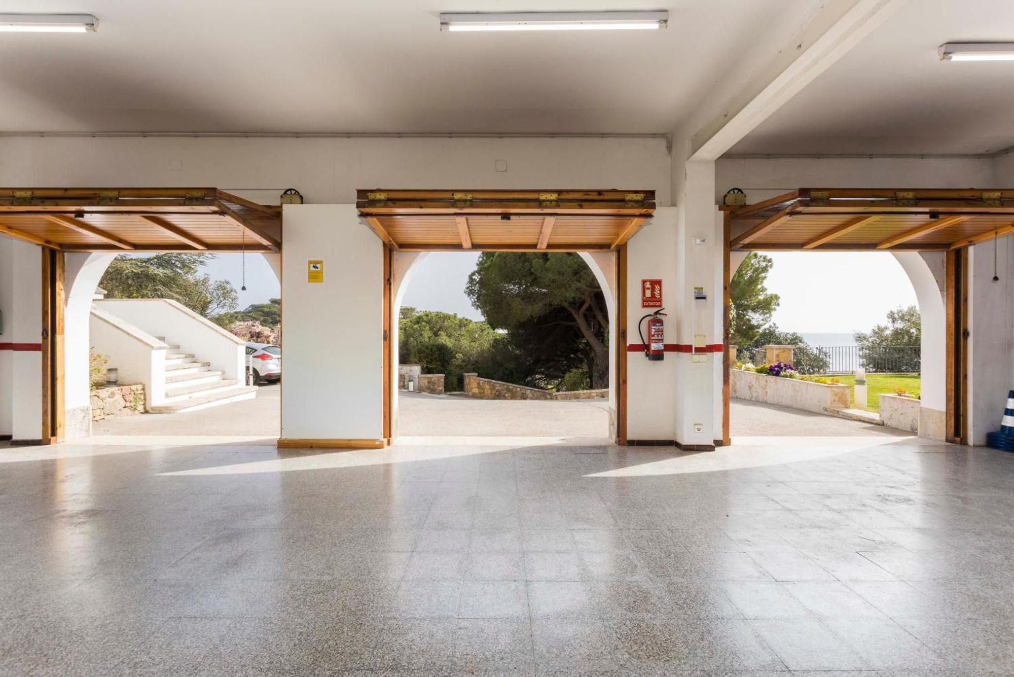 Villa Maricel 산펠리우데기솔스 외부 사진