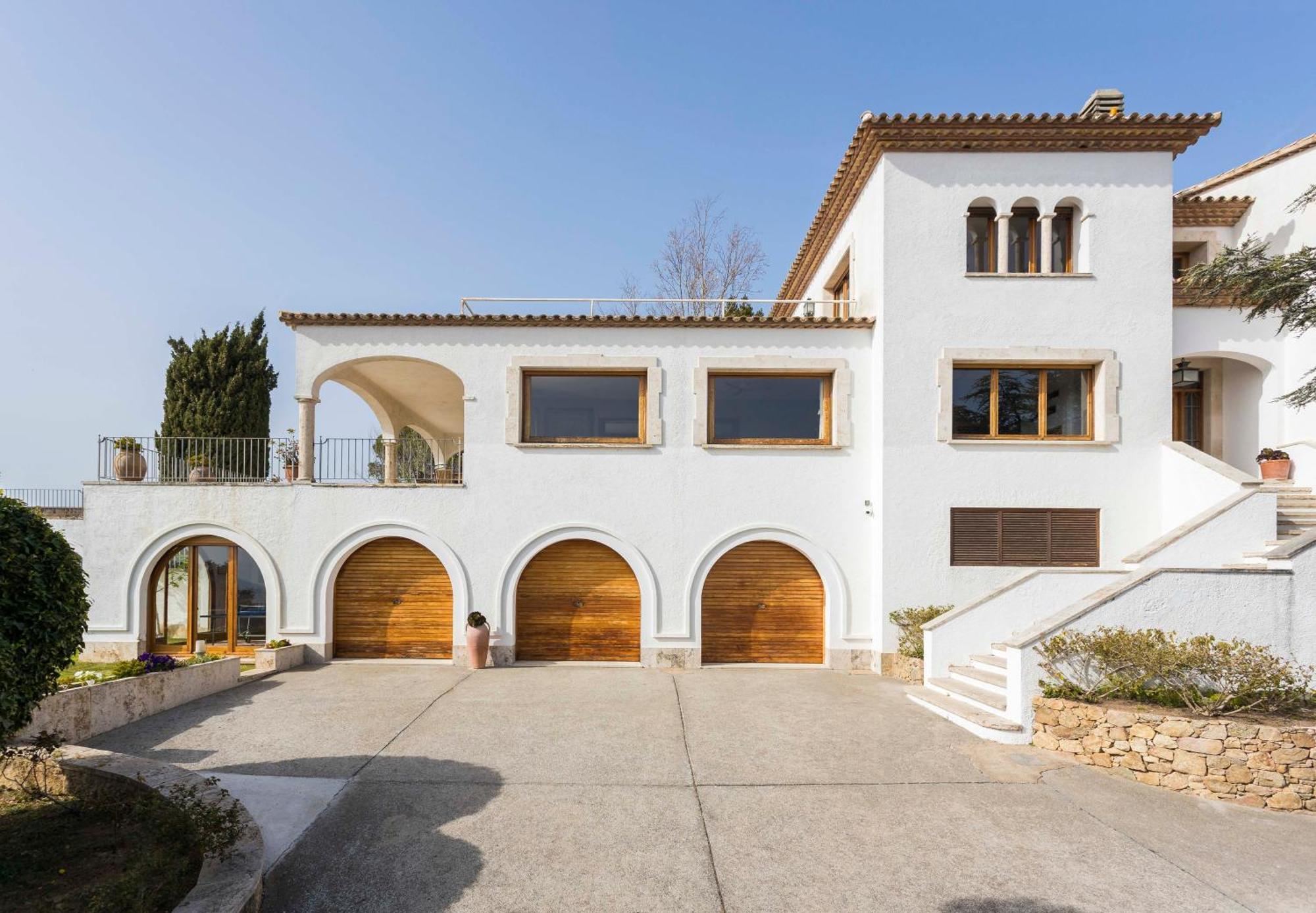 Villa Maricel 산펠리우데기솔스 외부 사진