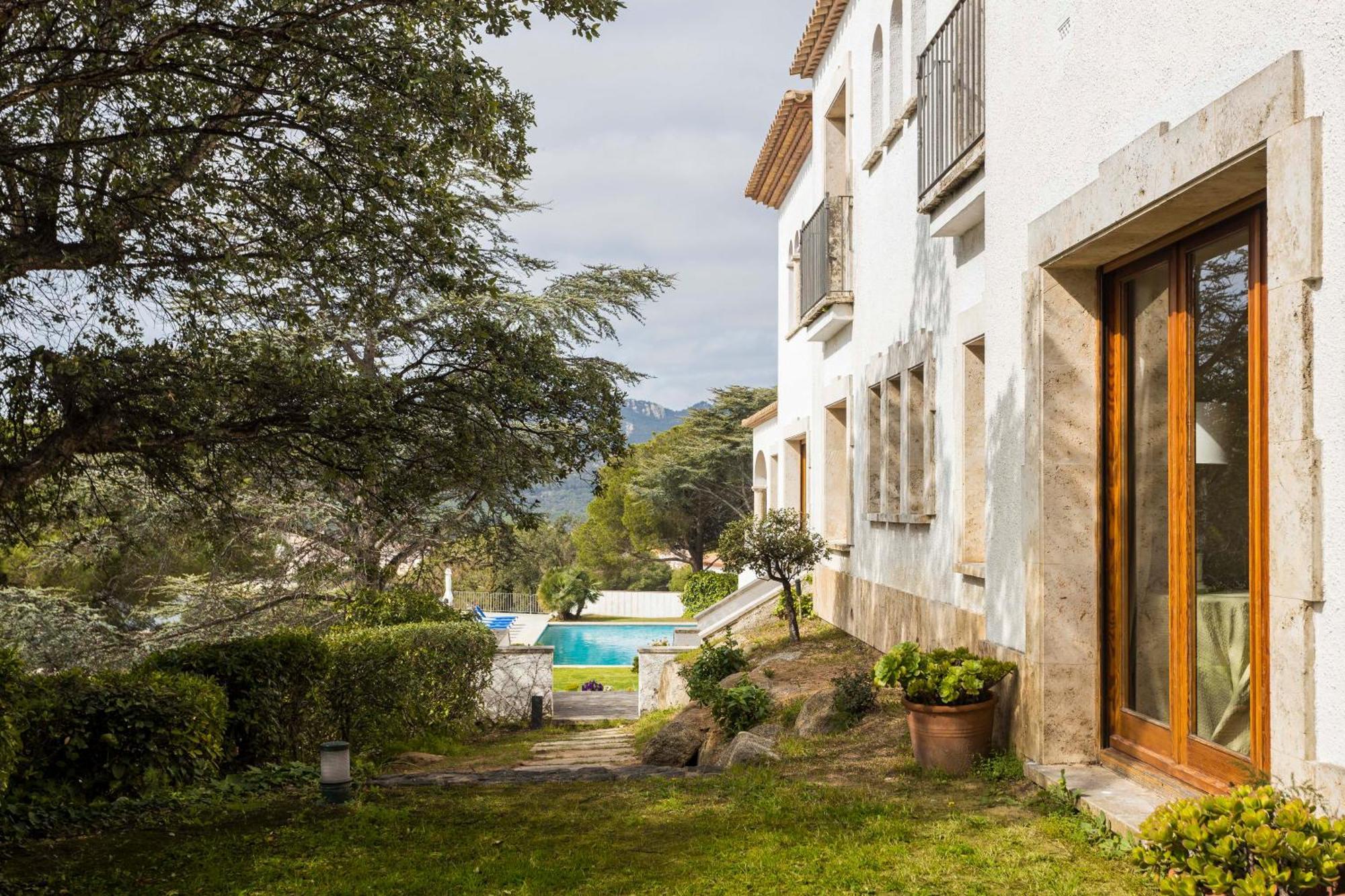 Villa Maricel 산펠리우데기솔스 외부 사진